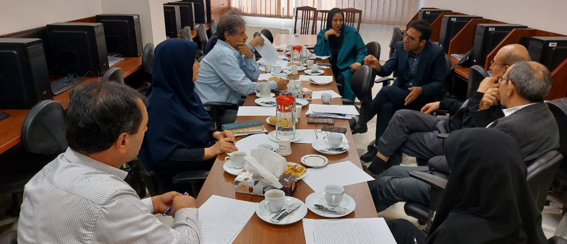 نشست مشترک با مسئولان نشریات اقتصادی دانشگاه: تدوین نقشه راه جهش کیفی و بین‌المللی‌سازی